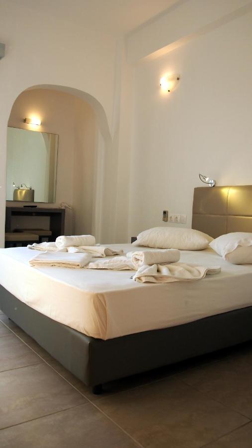 Homer'S Inn Hotel Ίος Δωμάτιο φωτογραφία
