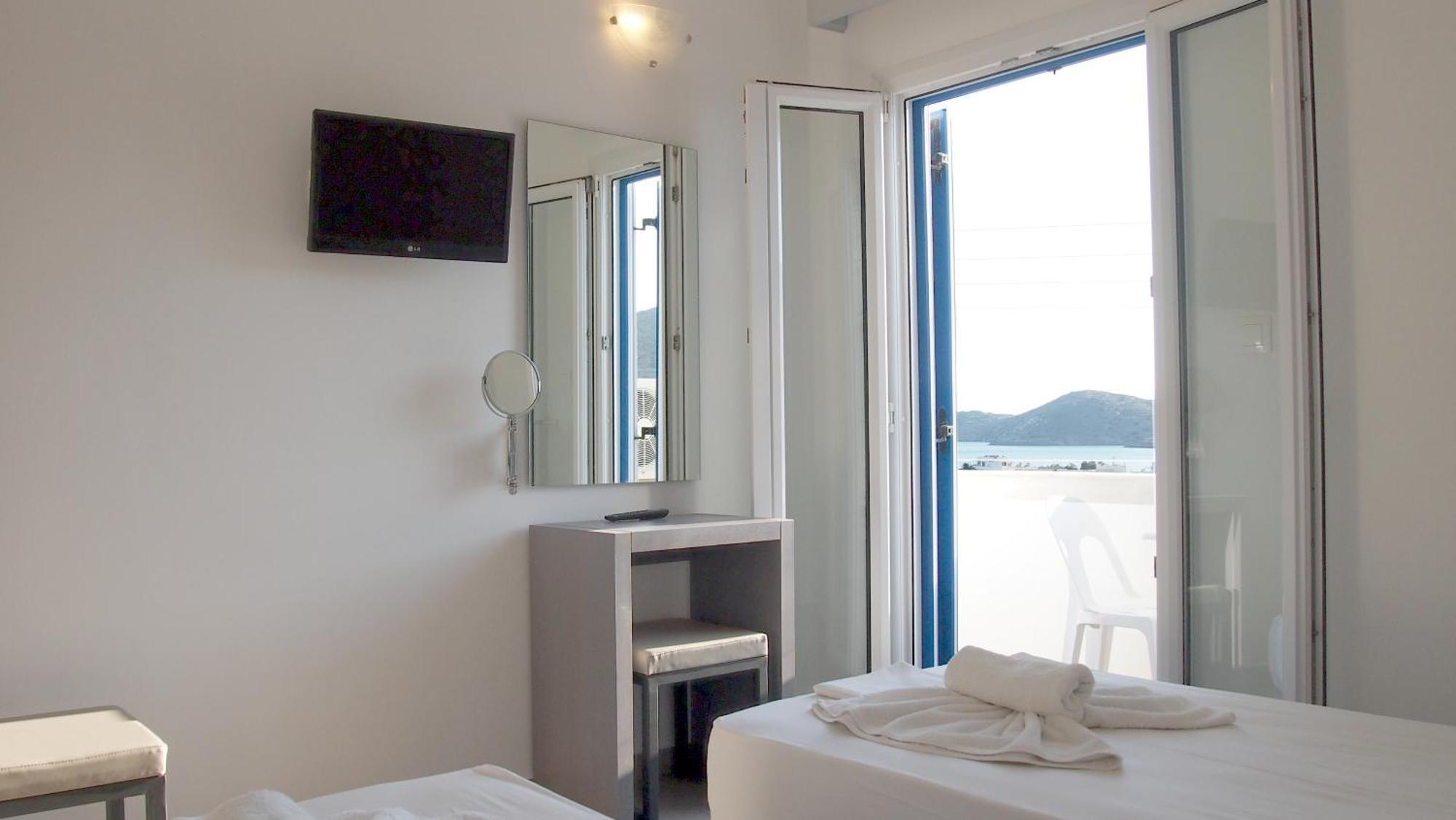 Homer'S Inn Hotel Ίος Δωμάτιο φωτογραφία