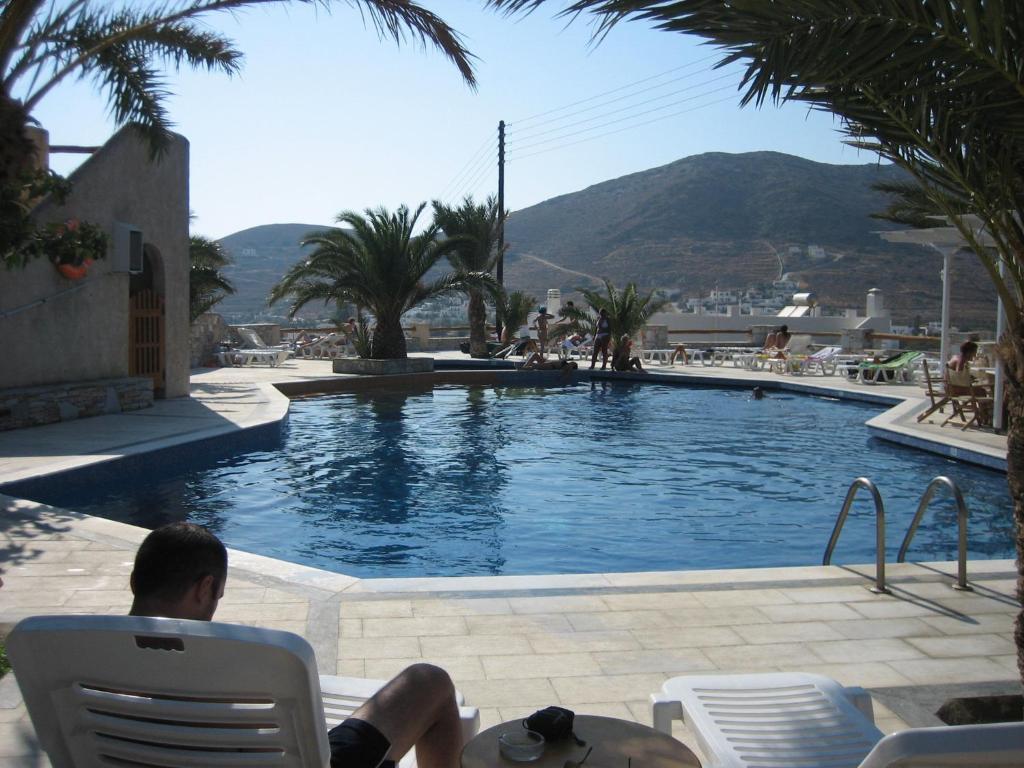 Homer'S Inn Hotel Ίος Εξωτερικό φωτογραφία